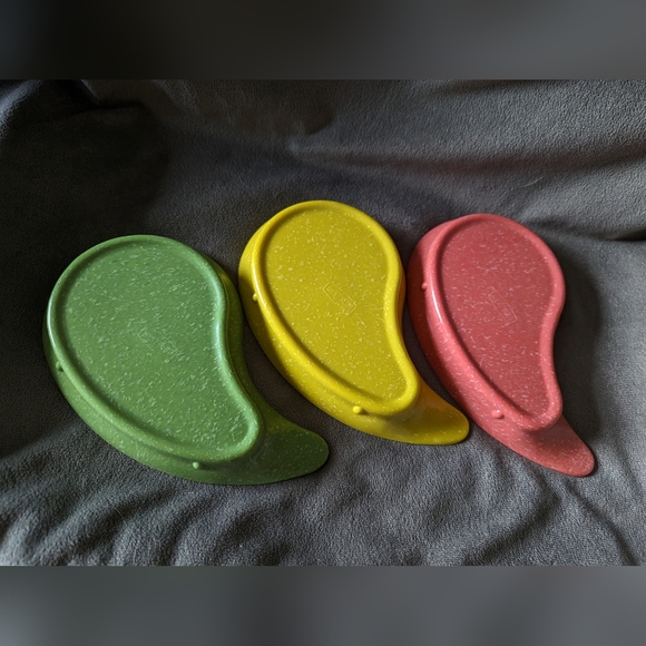 Vintage Teardrop Shaped Speckled Malamine Snack Dish Set by West Bend - Picture 5 of 8